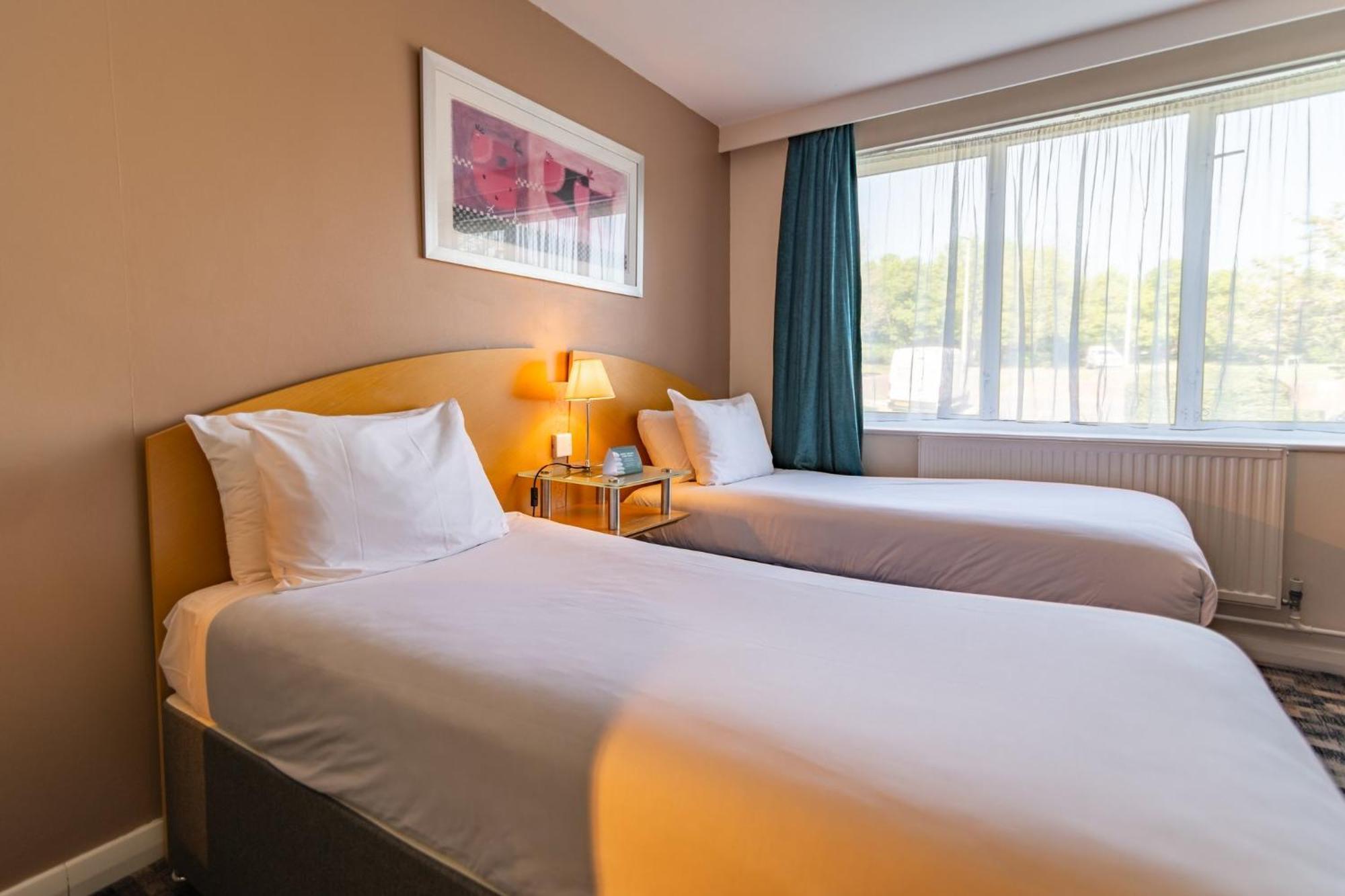 Holiday Inn Ashford - North A20 By Ihg Kültér fotó