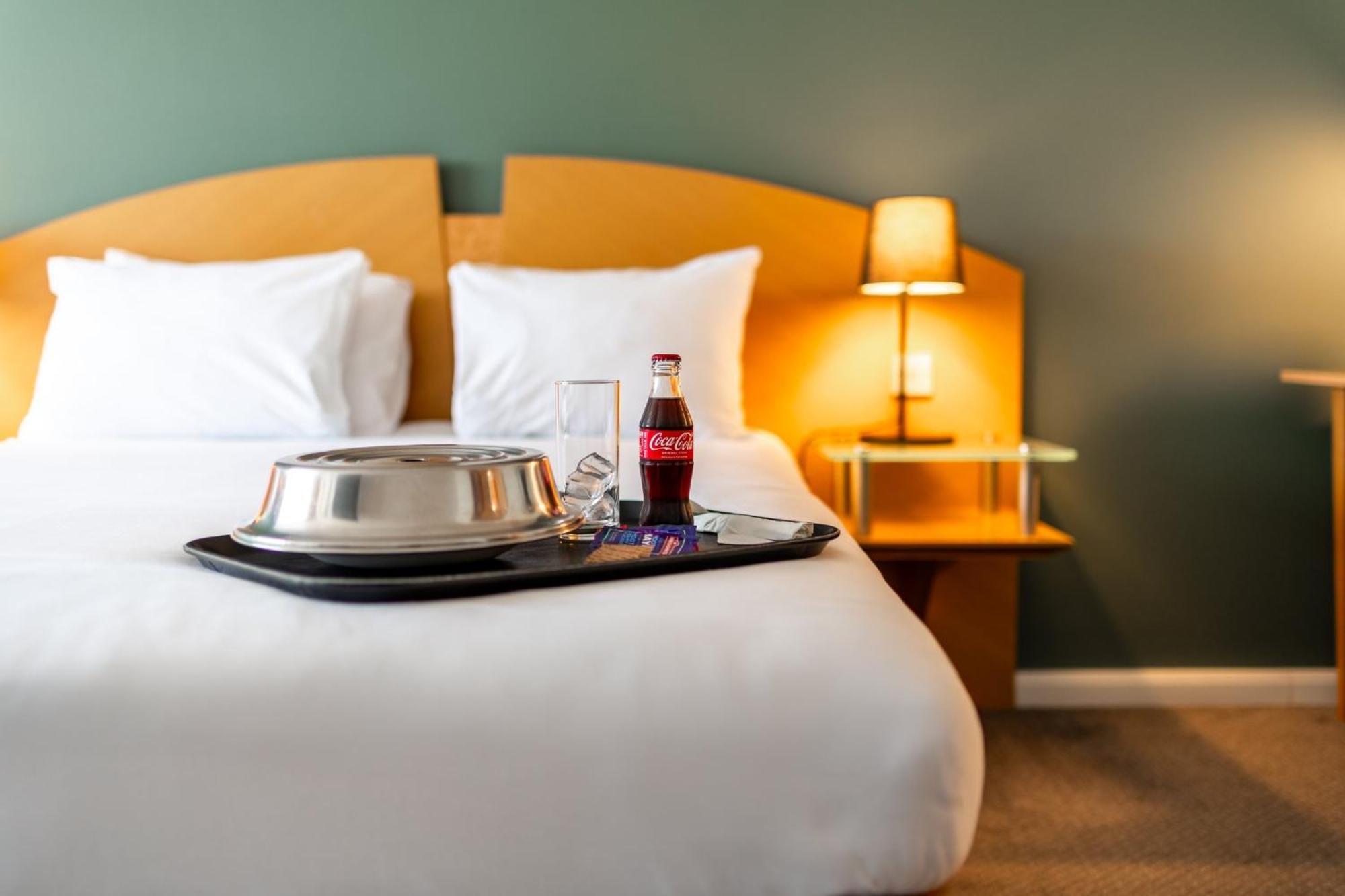 Holiday Inn Ashford - North A20 By Ihg Kültér fotó