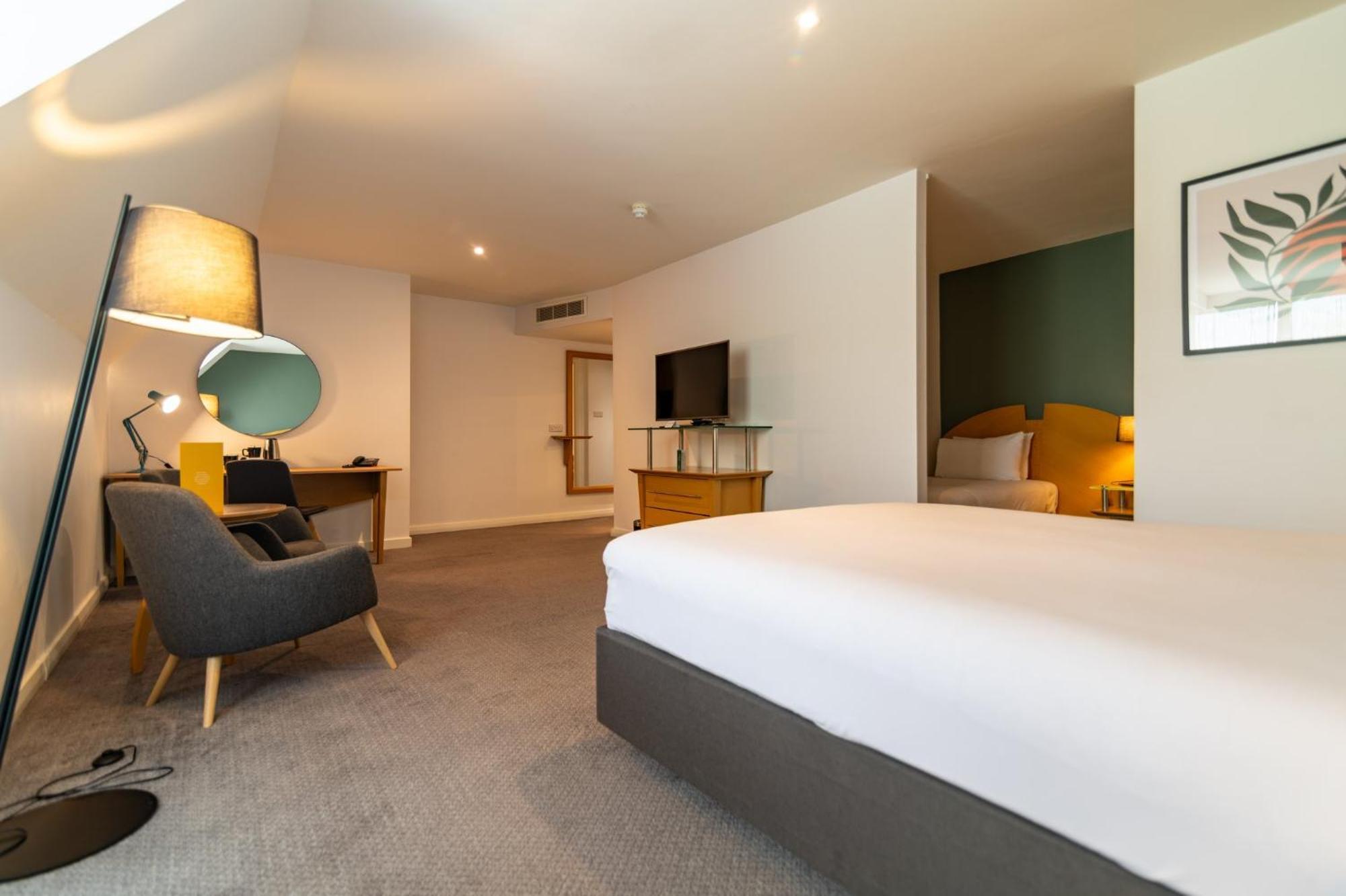 Holiday Inn Ashford - North A20 By Ihg Kültér fotó